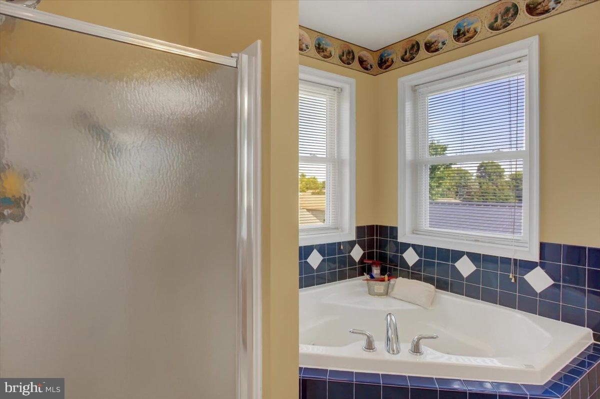 30 Parkwood Drive Drive photo 33
