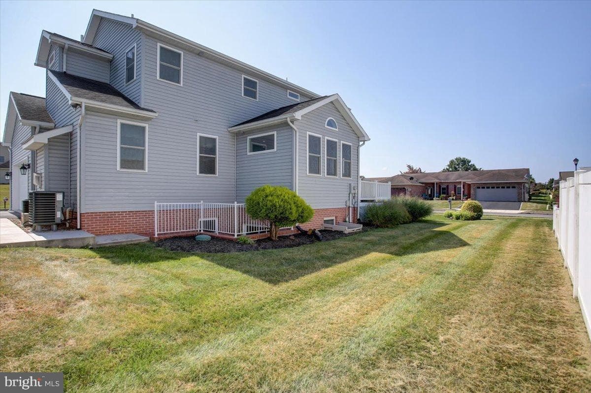 30 Parkwood Drive Drive photo 57