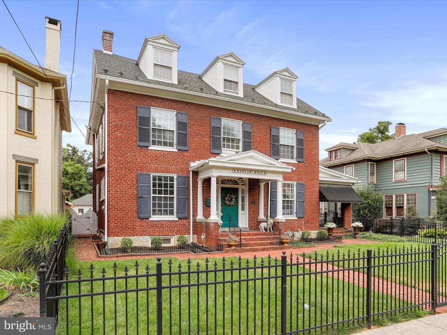 227 5th Avenue photo 4