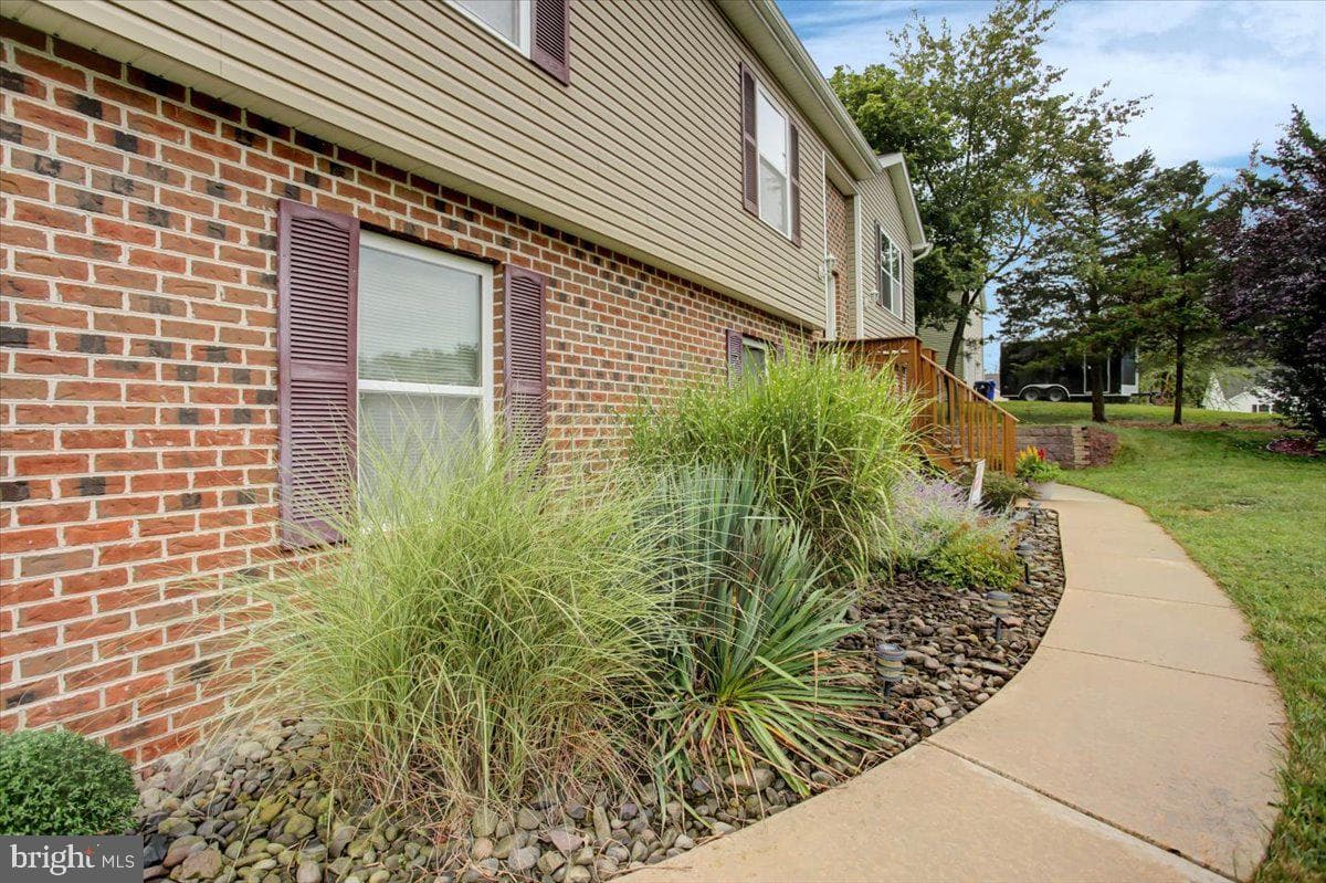 3610 Hickory Court photo 4