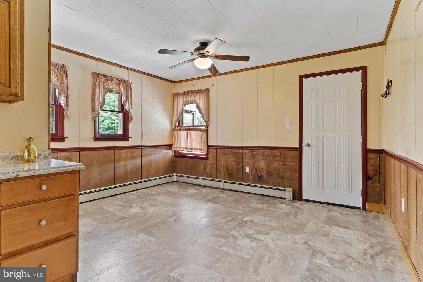 2103 Smoketown Road Road photo 8