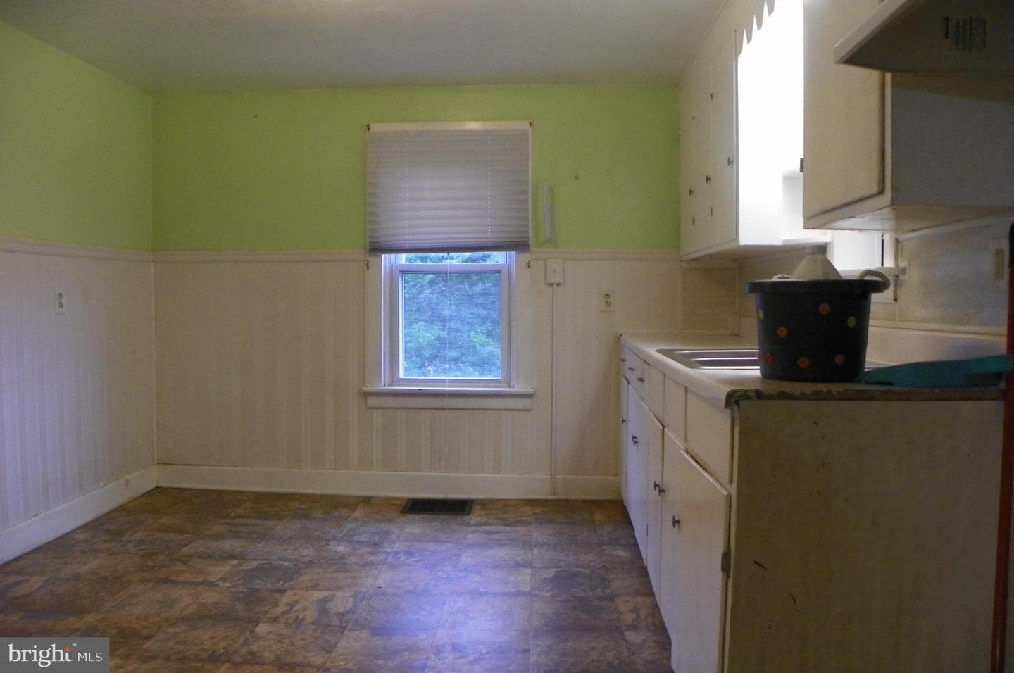 7271 Slabtown Road photo 3