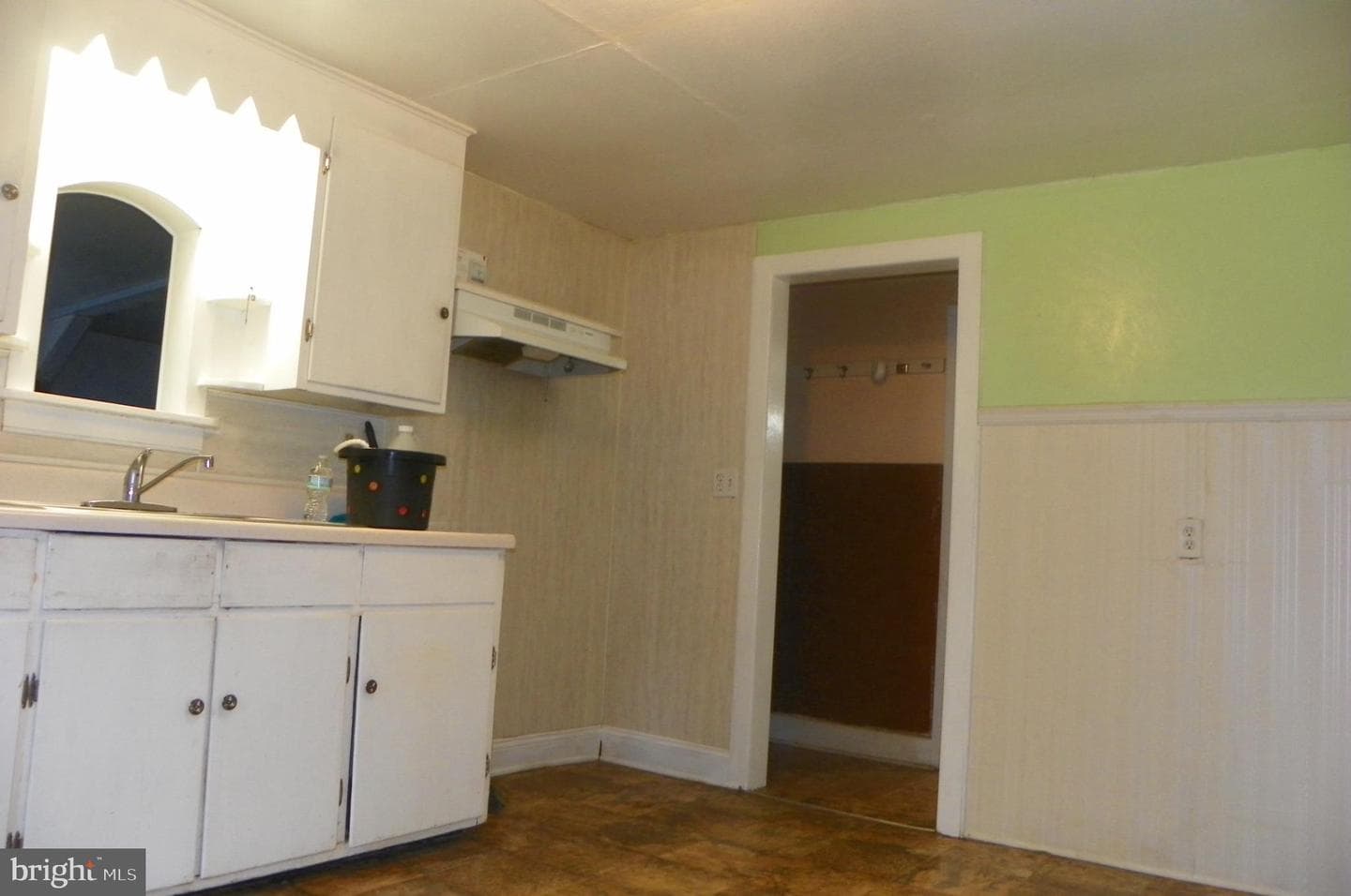 7271 Slabtown Road photo 4