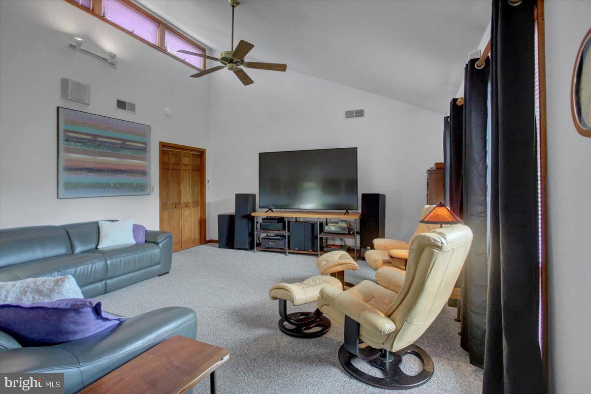 1577 Marilyn Court photo 41