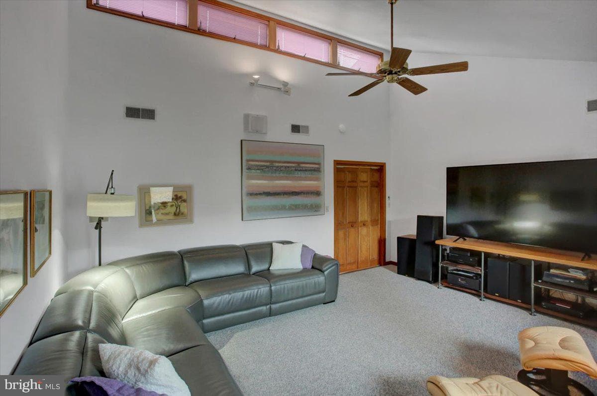 1577 Marilyn Court photo 42