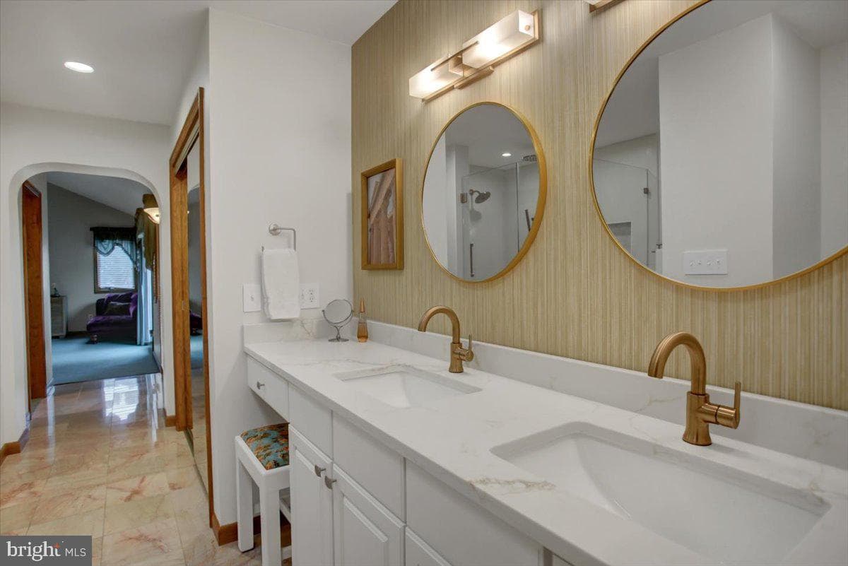 1577 Marilyn Court photo 54
