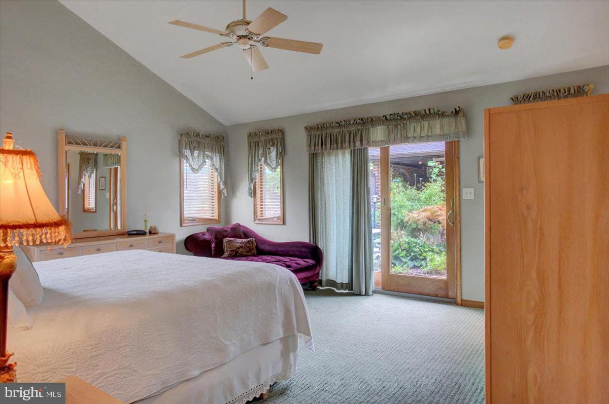 1577 Marilyn Court photo 61