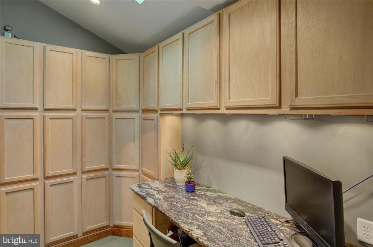 1577 Marilyn Court photo 66