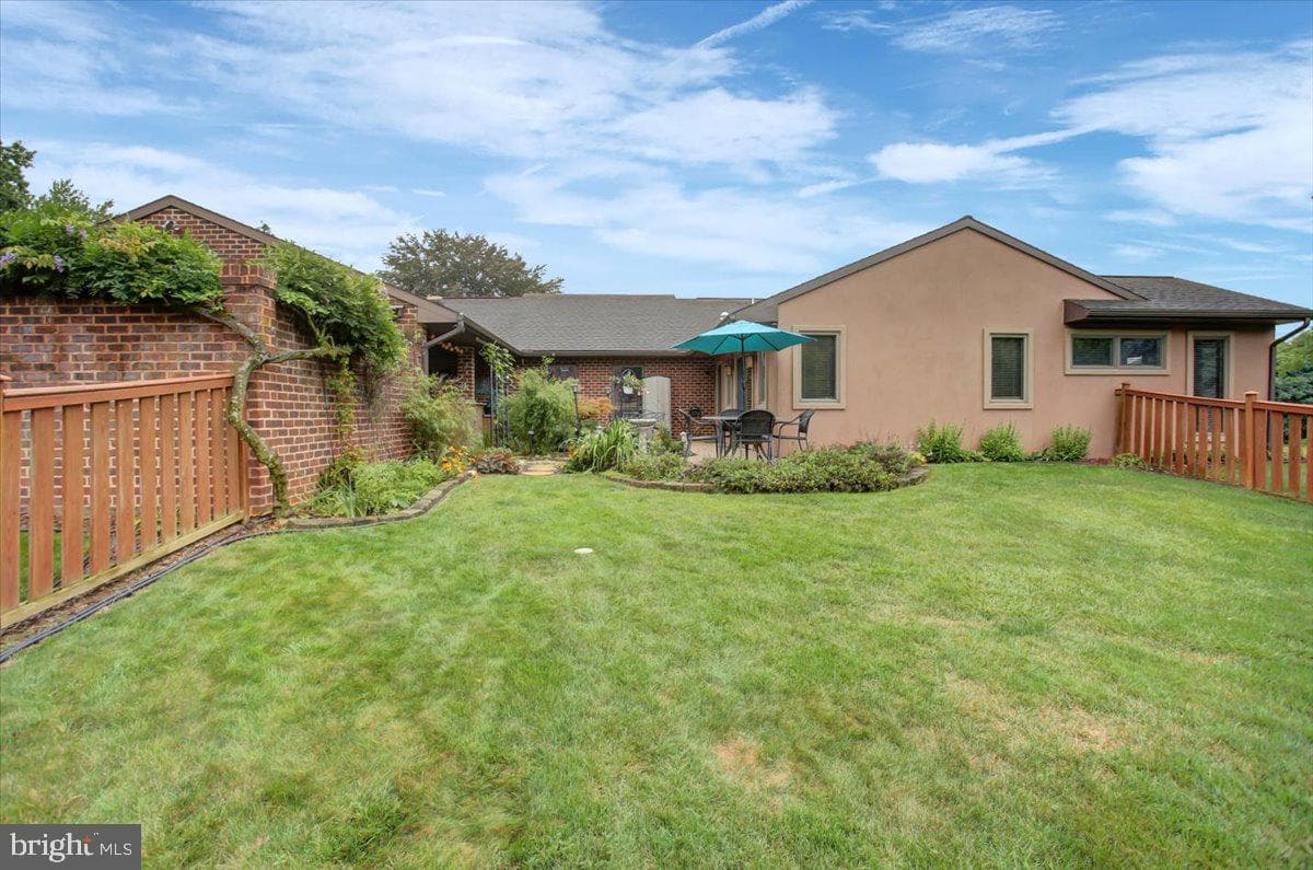 1577 Marilyn Court photo 88