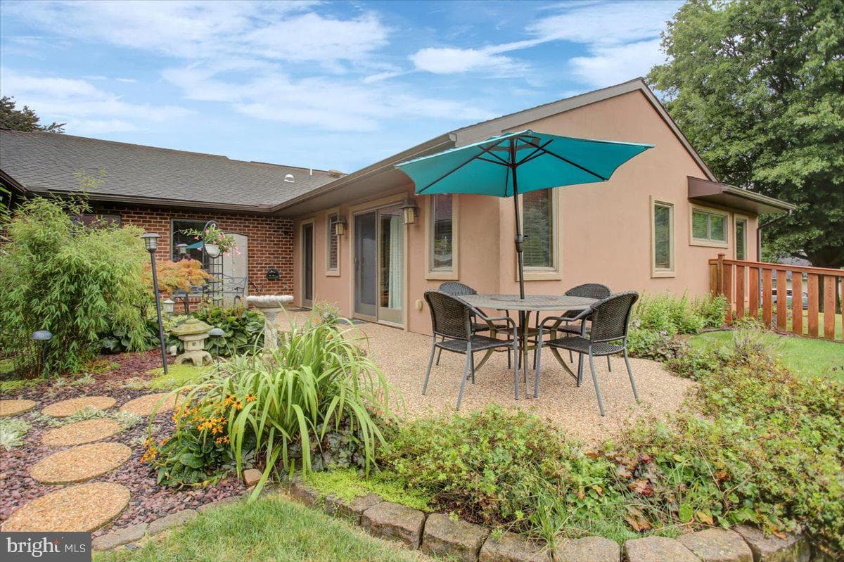 1577 Marilyn Court photo 89