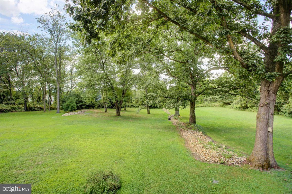 2313 Lindsay Lot Road photo 33