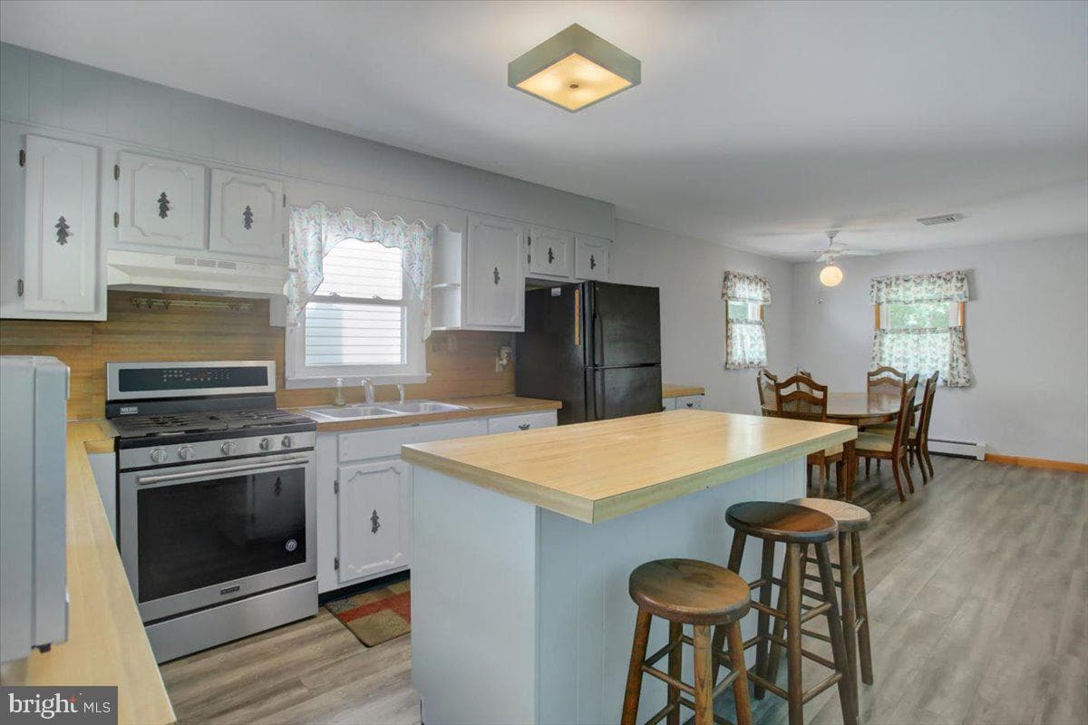 2313 Lindsay Lot Road photo 9