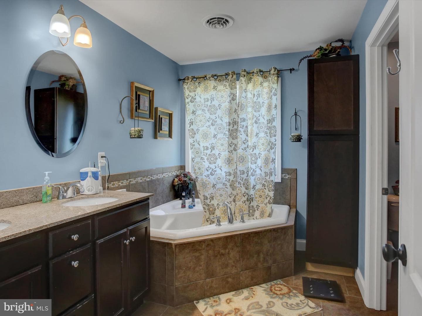 1299 Divinity Drive photo 27