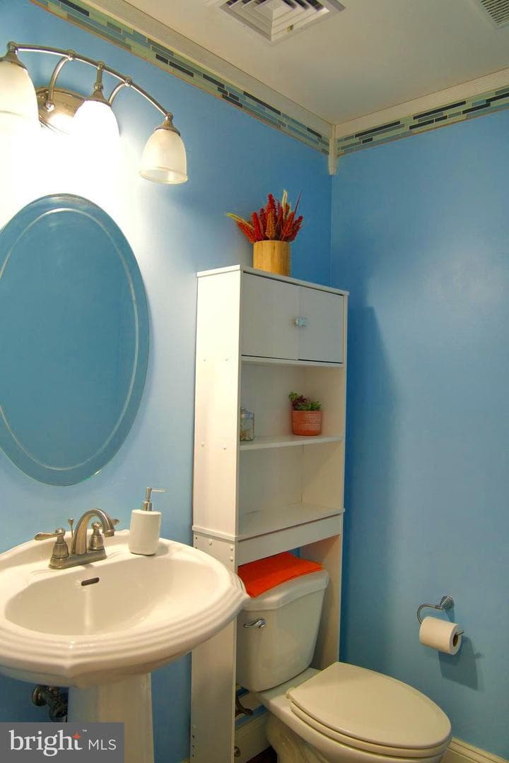 215 Whitley Drive Drive photo 12