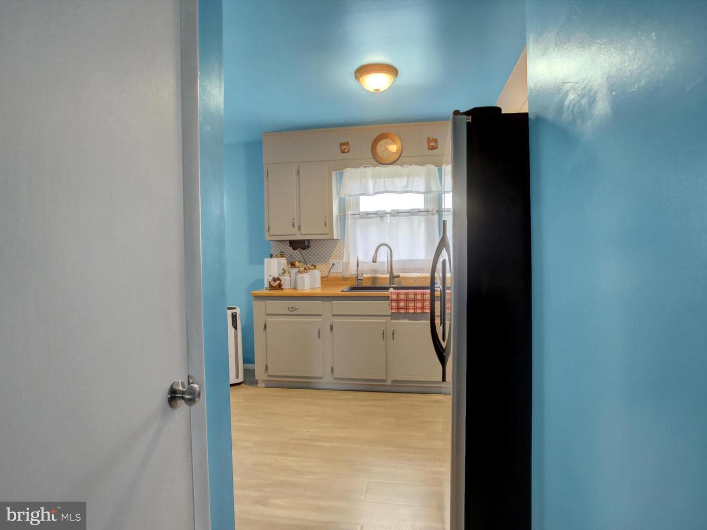 11201 Garnes Road photo 10