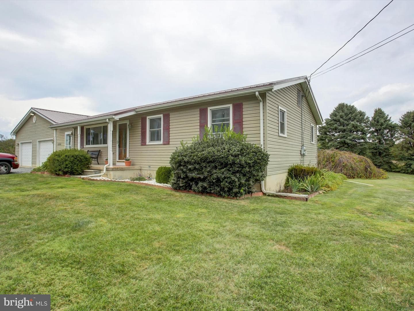 11201 Garnes Road photo 4