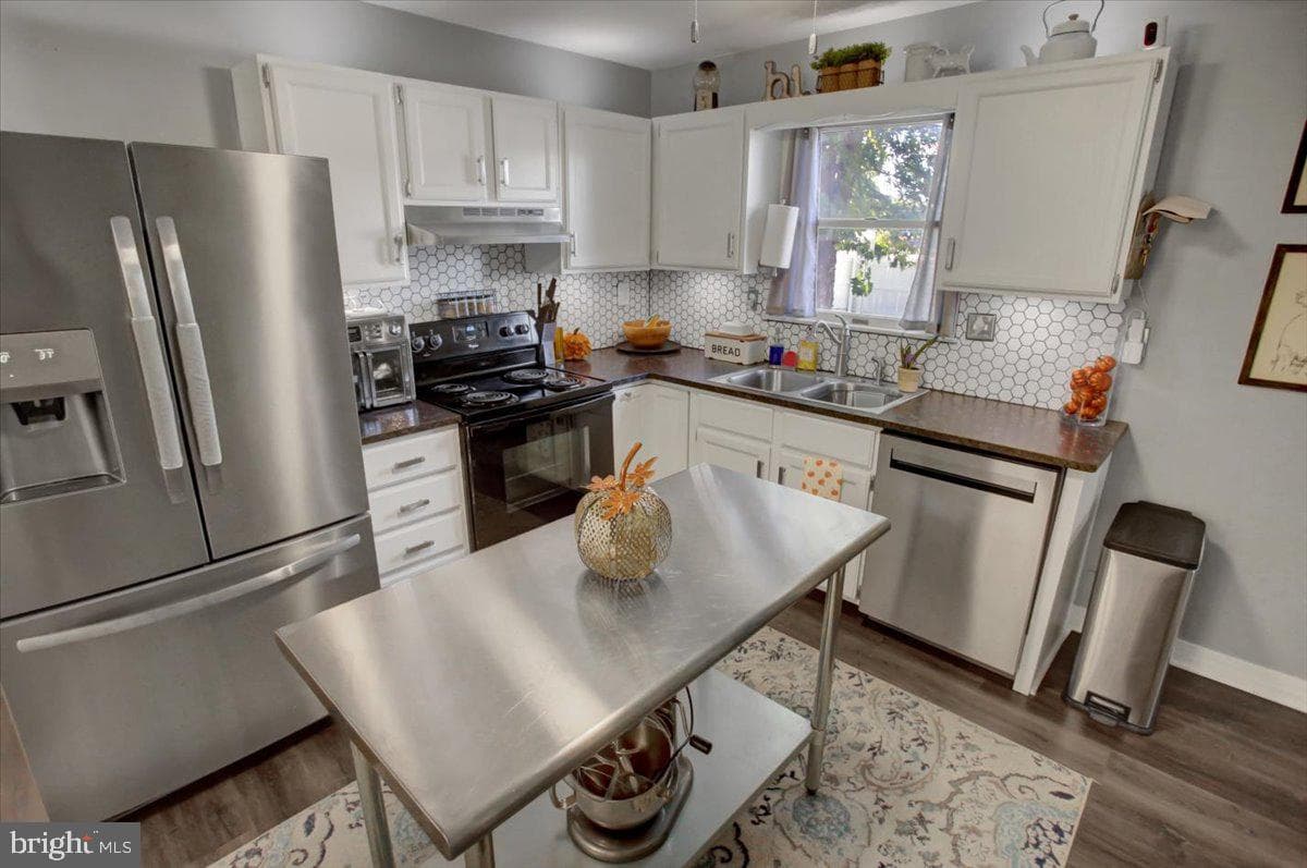 170 Guilford Drive Drive photo 16