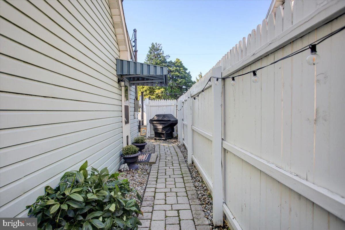 170 Guilford Drive Drive photo 38