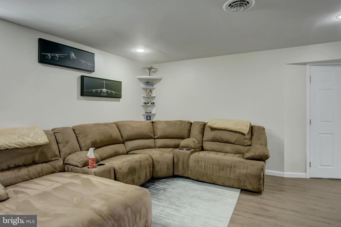 6816 Pennington Drive photo 42