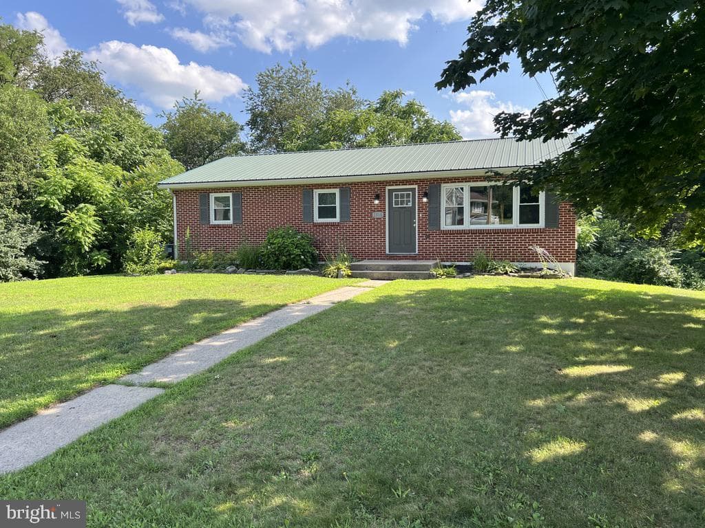1510 Lake Shore Drive photo 2