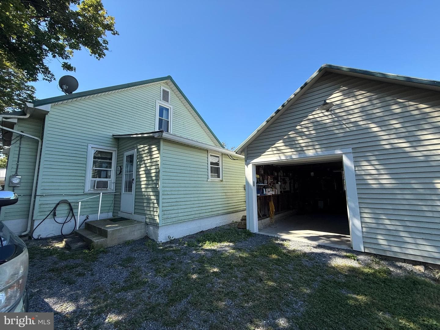 6595 Upper Strasburg Road photo 2