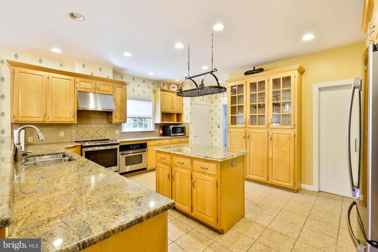 1558 Hearthside Drive photo 17