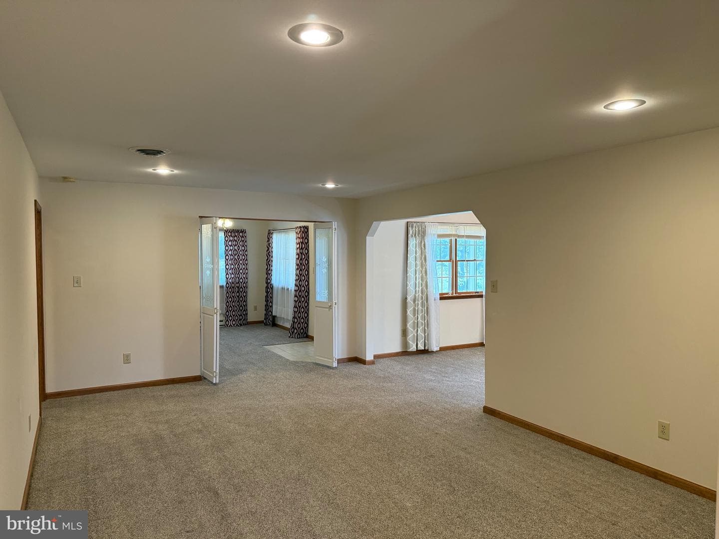 2353 McCleary Drive photo 4