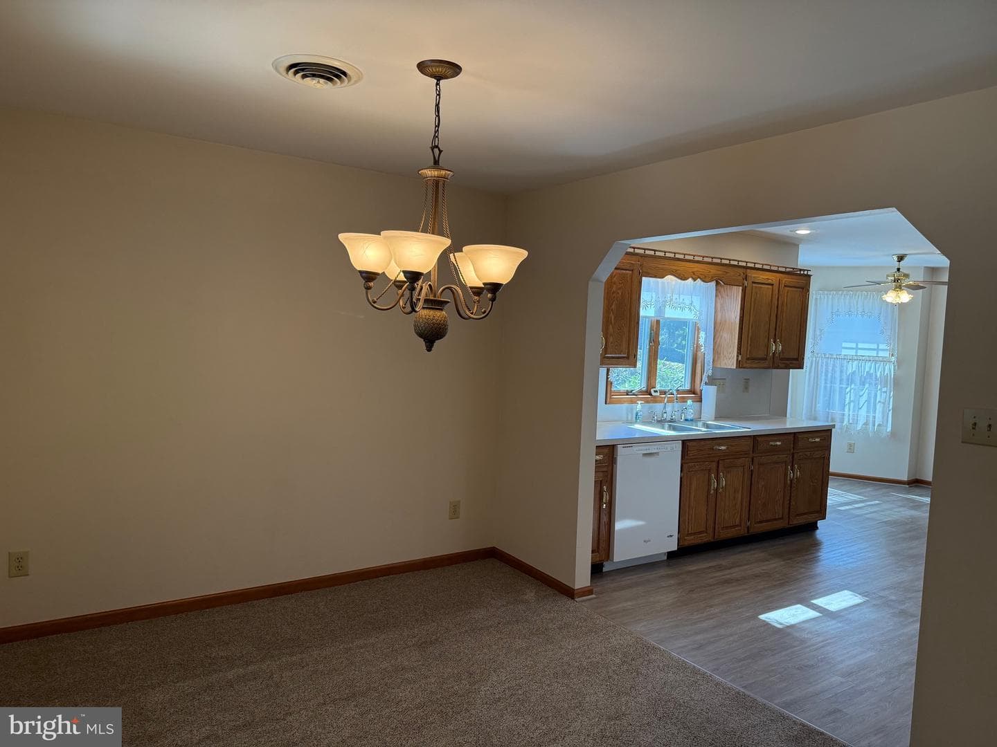 2353 McCleary Drive photo 9