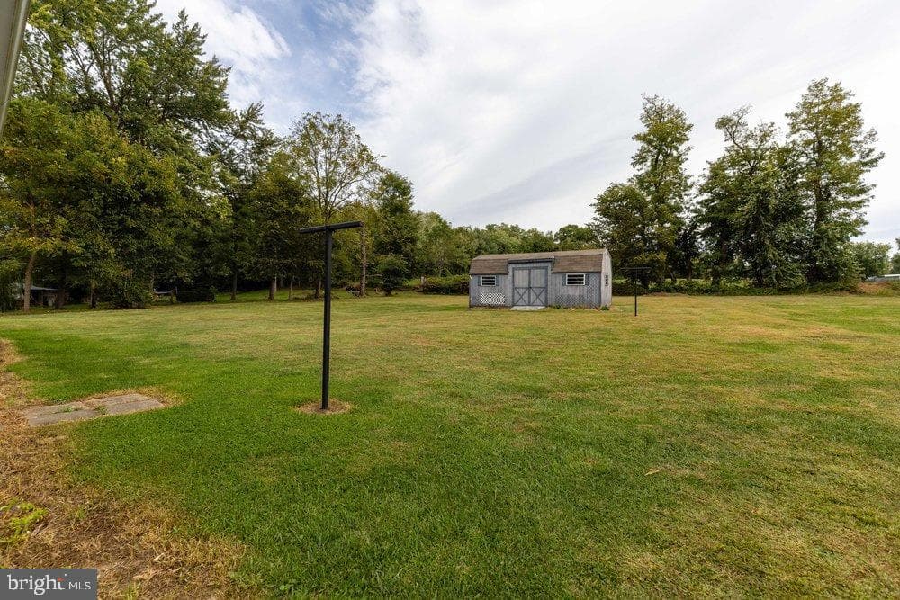 1921 Hartzok Road photo 23