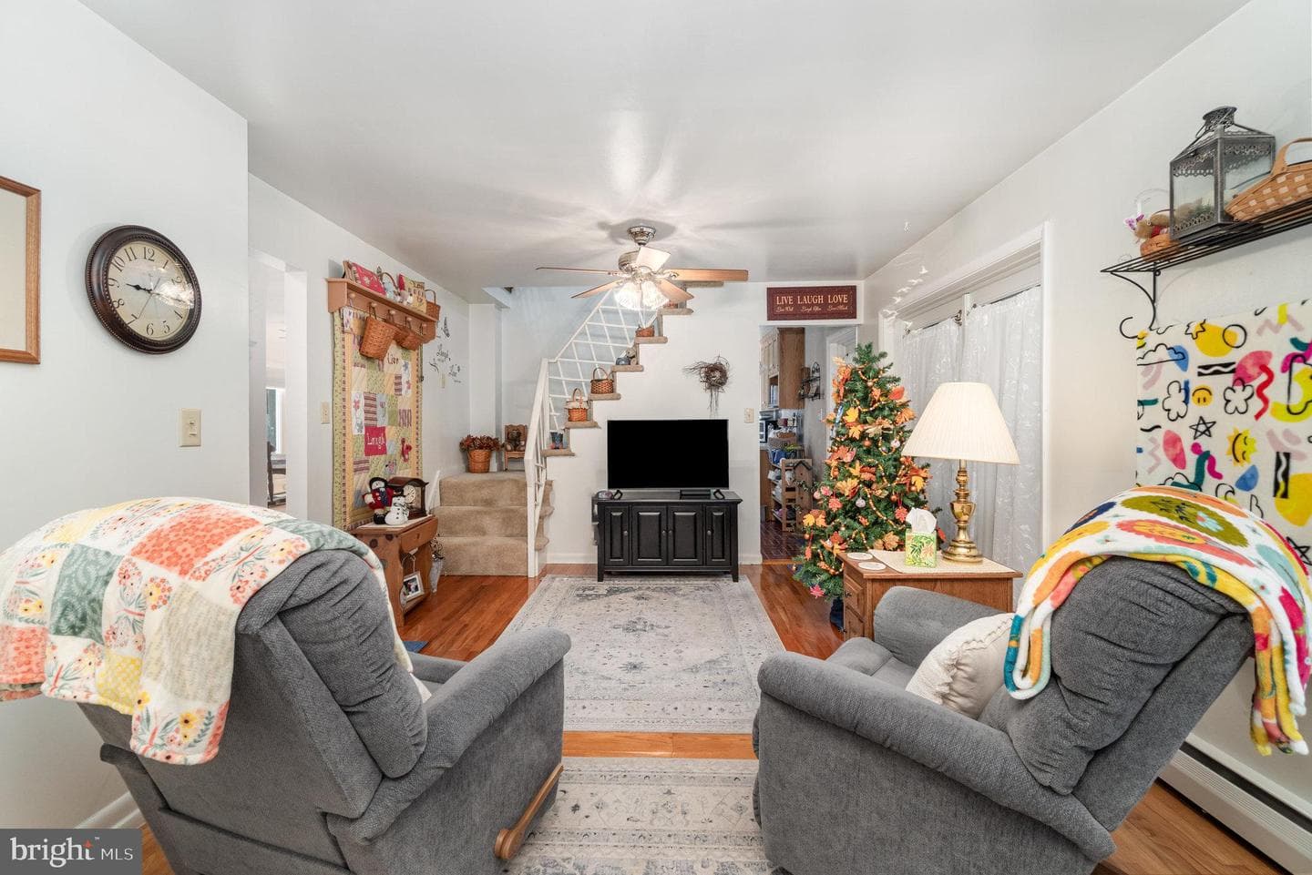 1621 Scotland Avenue photo 4