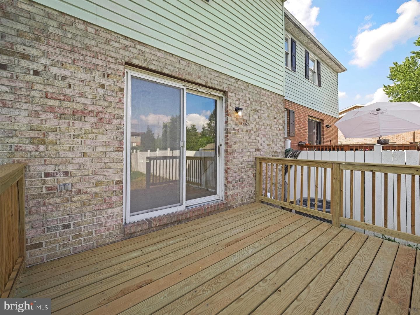 1448 Hollywell Avenue photo 12