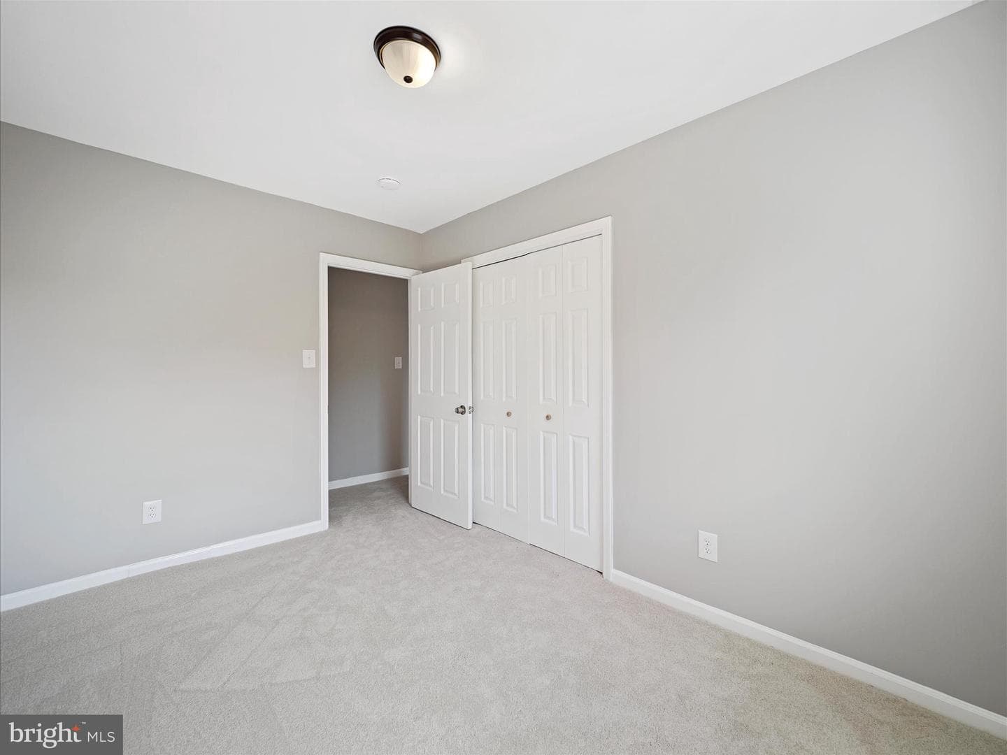 1448 Hollywell Avenue photo 14
