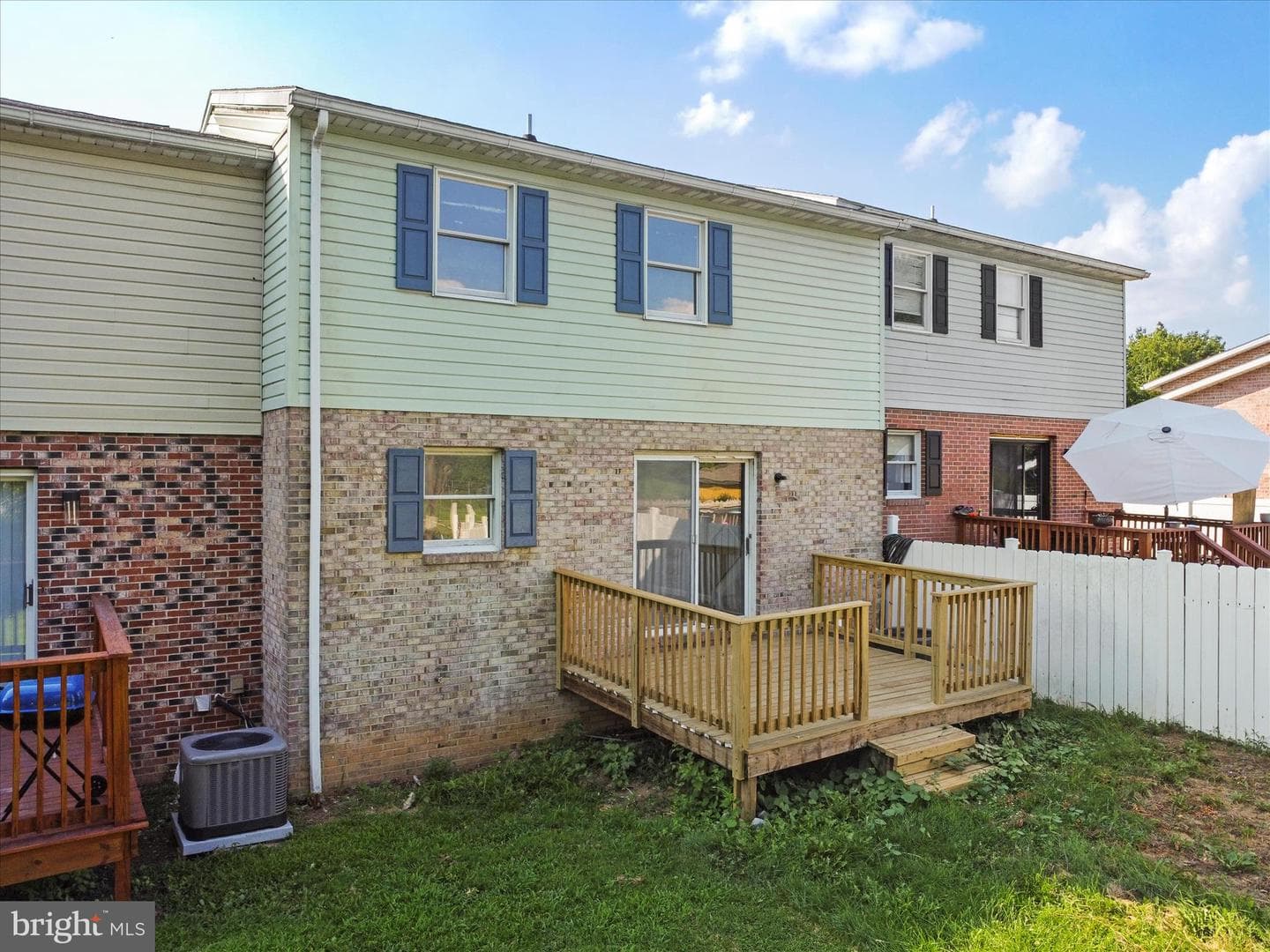 1448 Hollywell Avenue photo 25