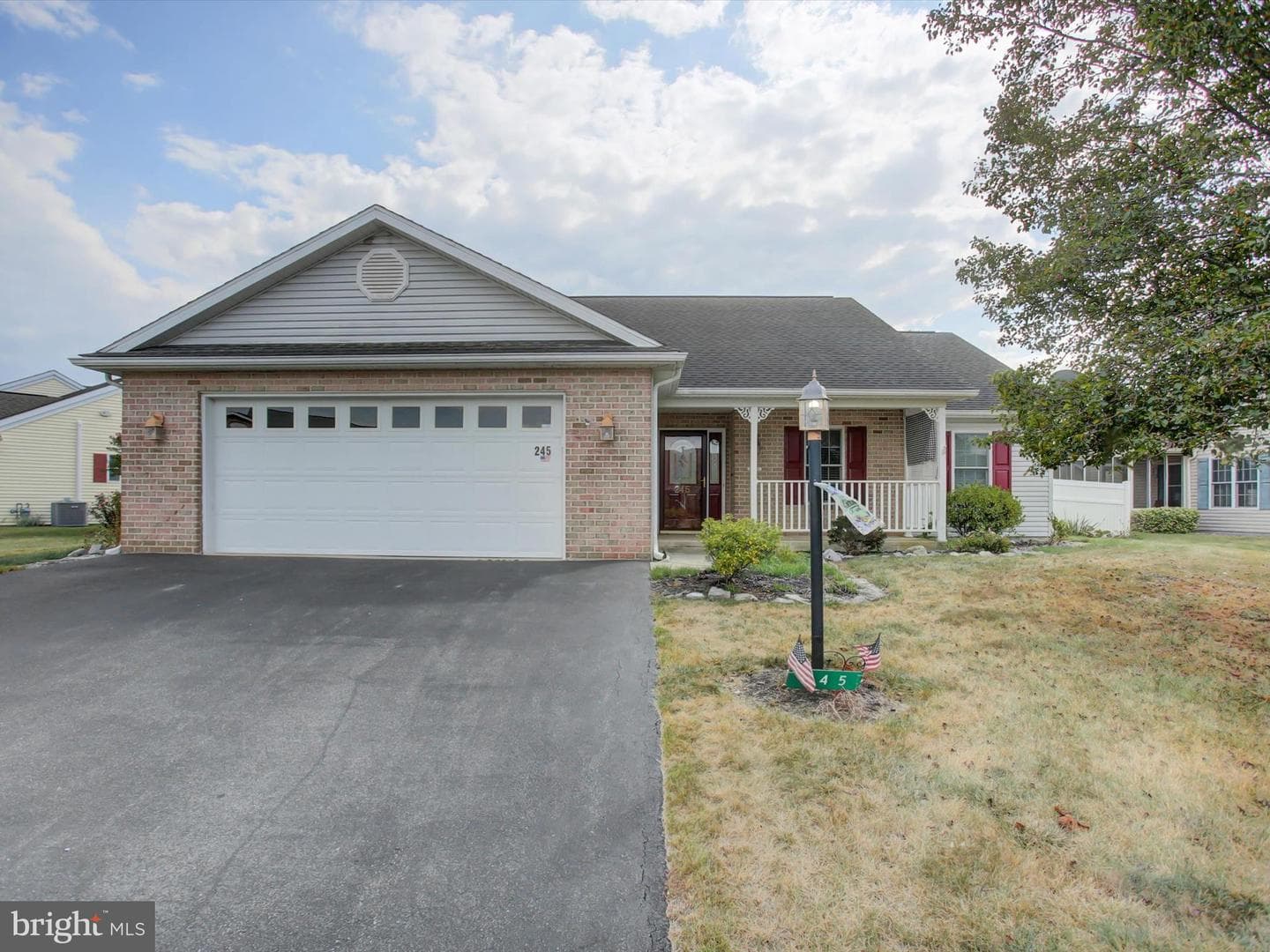 245 Lantern Lane photo 1