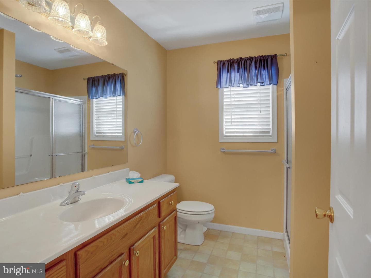 245 Lantern Lane photo 28