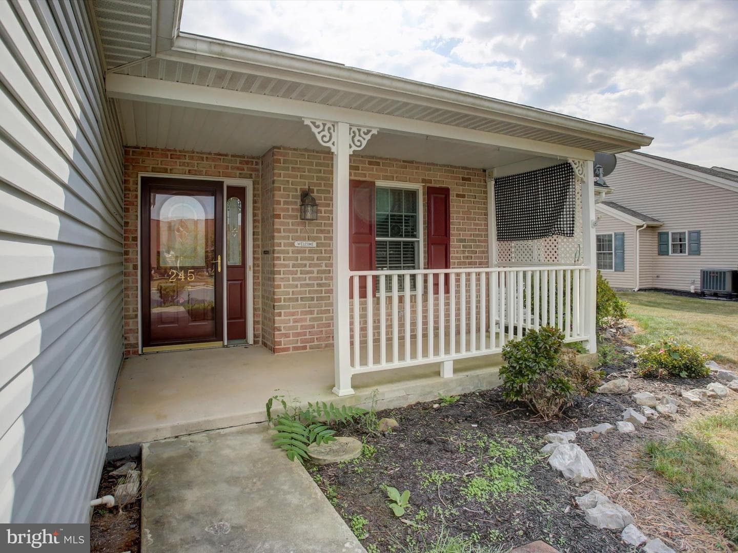 245 Lantern Lane photo 4