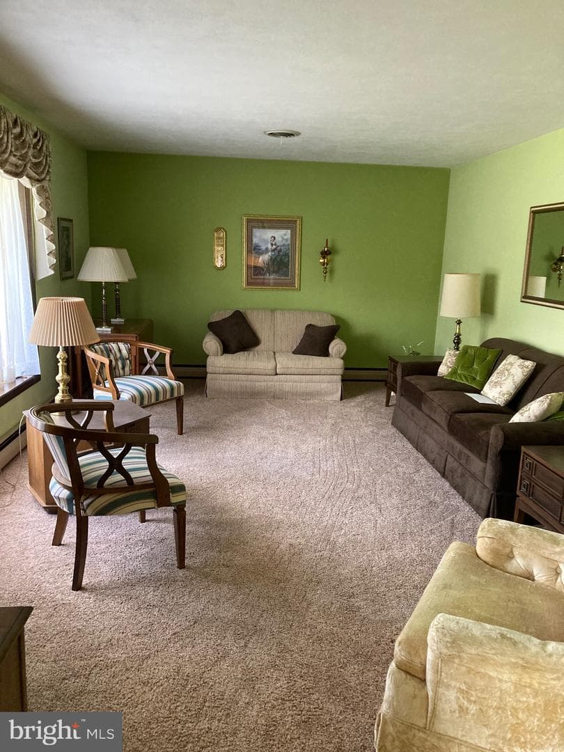 308 Wendy Drive photo 3