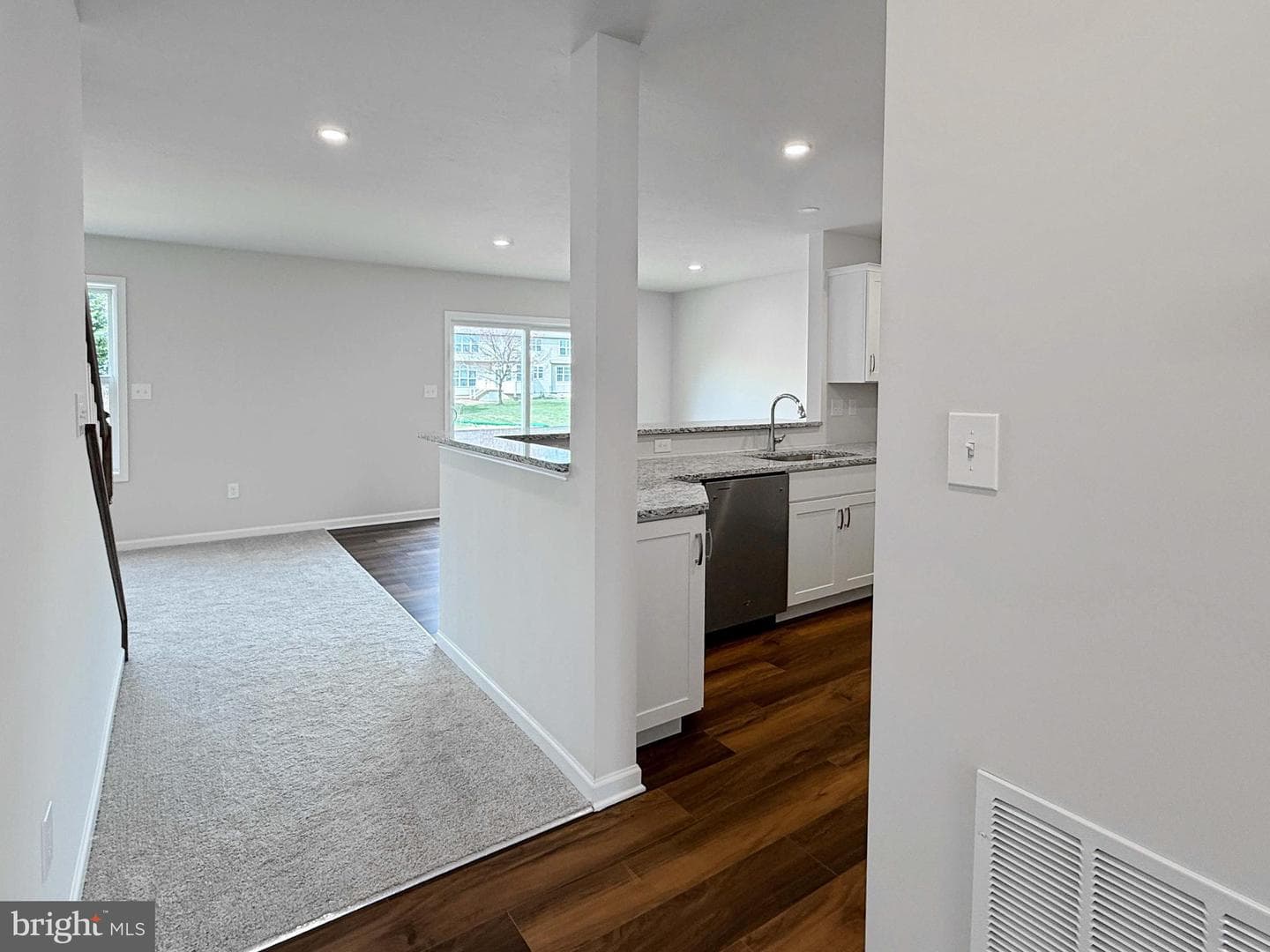 5893 Buchanan Drive photo 8