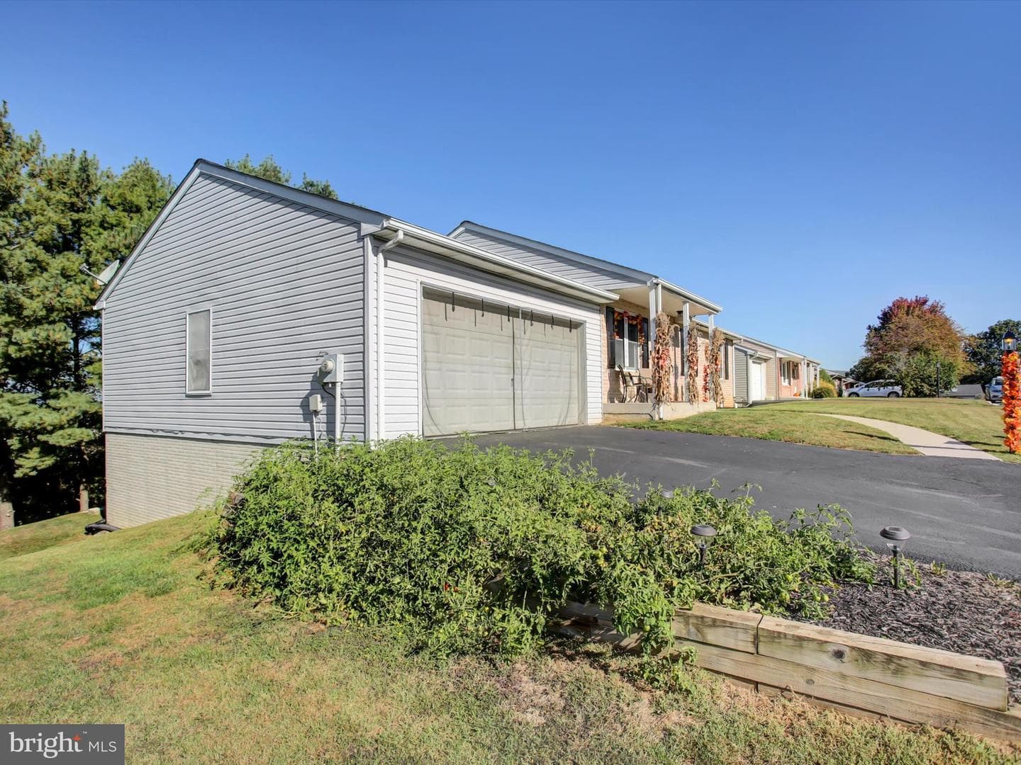 403 Sunny Drive photo 39