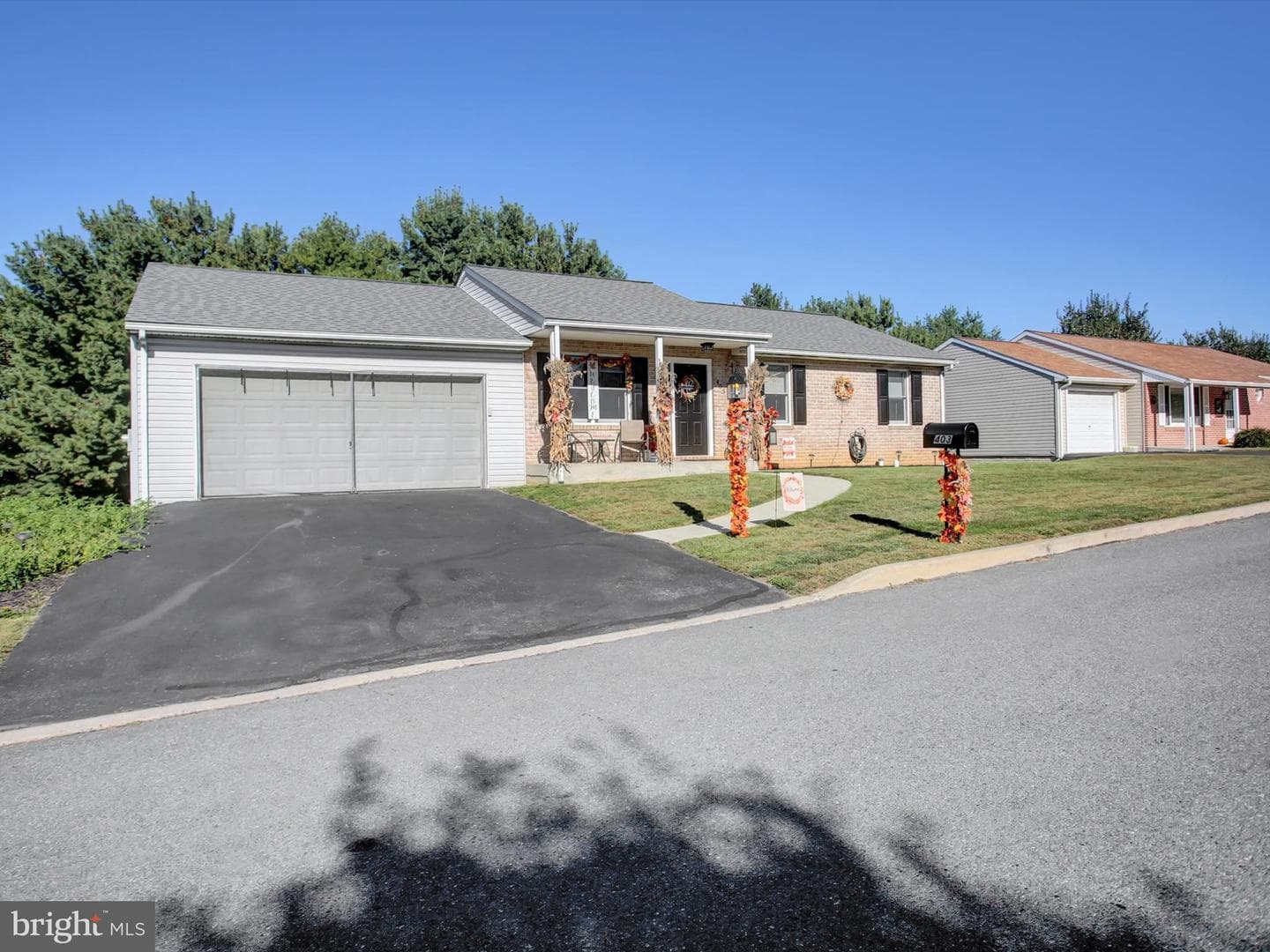 403 Sunny Drive photo 4