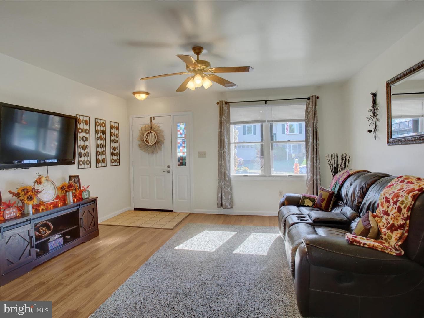 403 Sunny Drive photo 9
