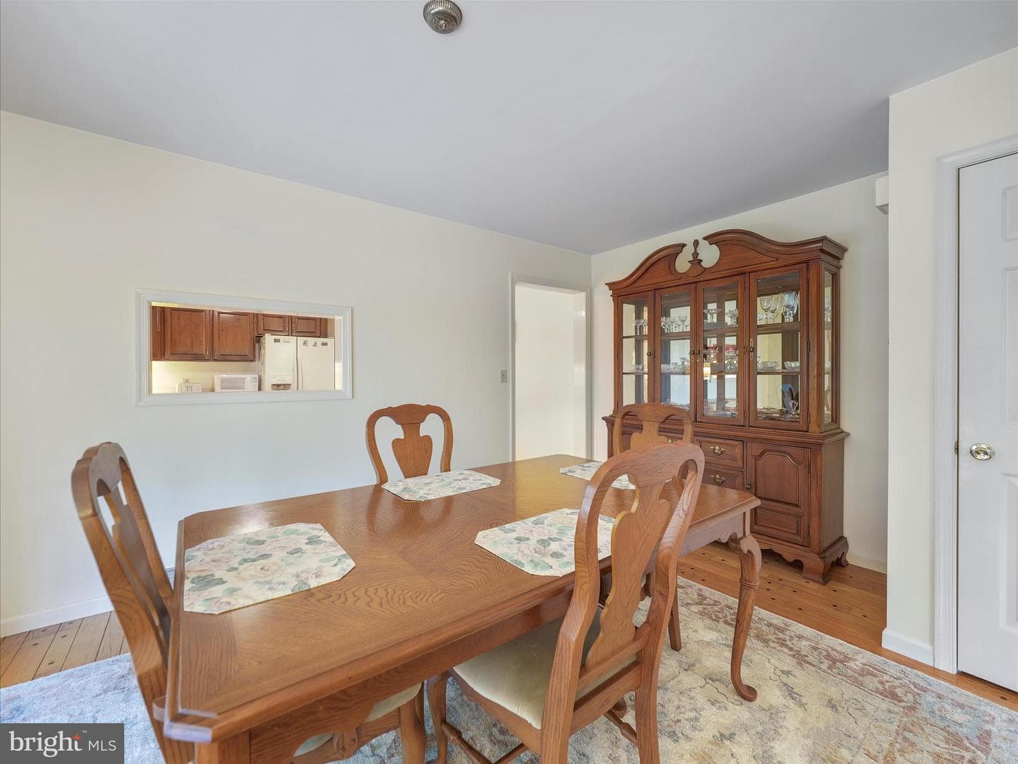 87 Grandview Avenue photo 15