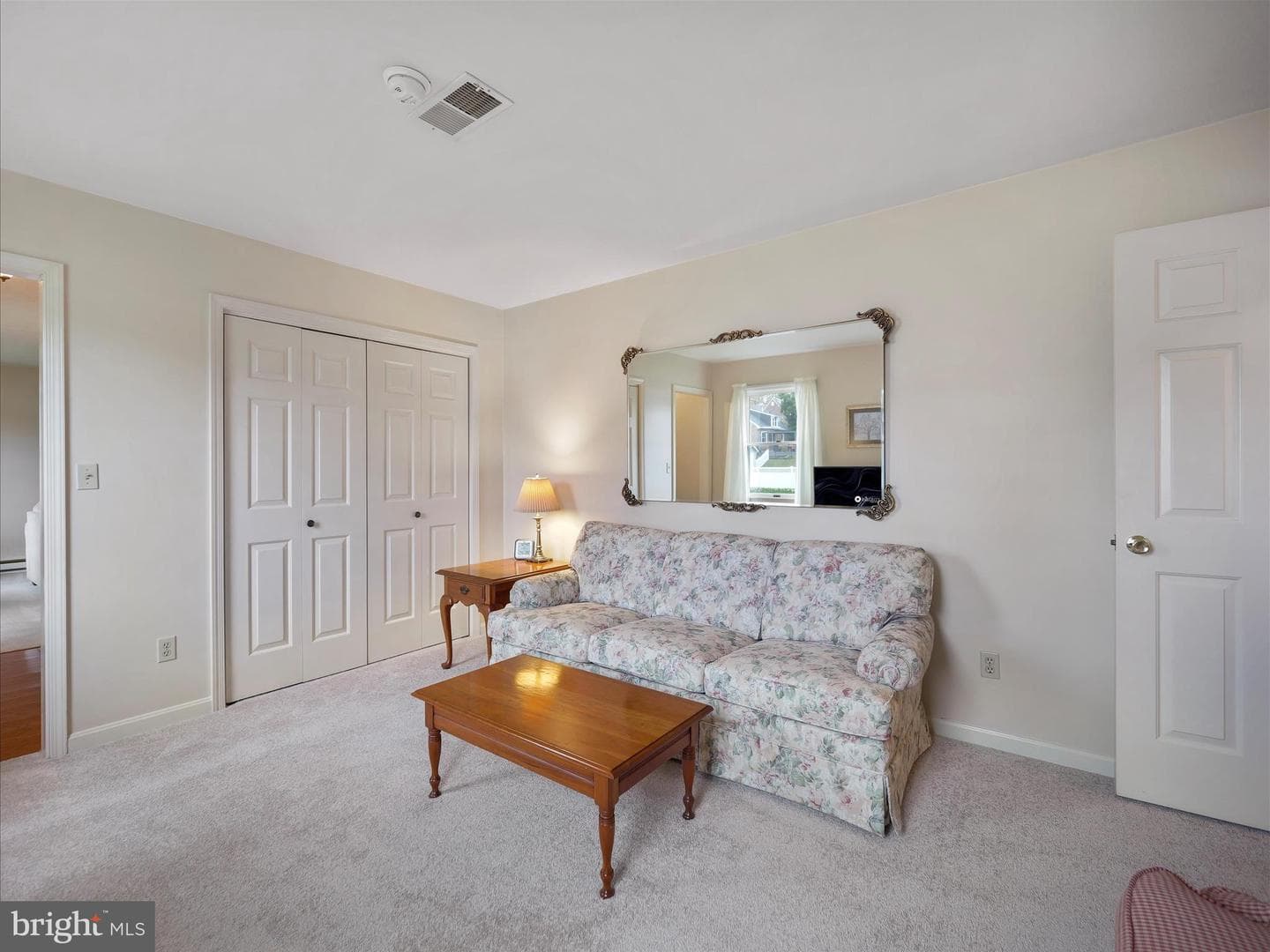 87 Grandview Avenue photo 18