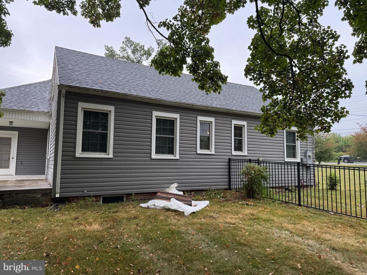 2381 Lincoln Way West photo 22
