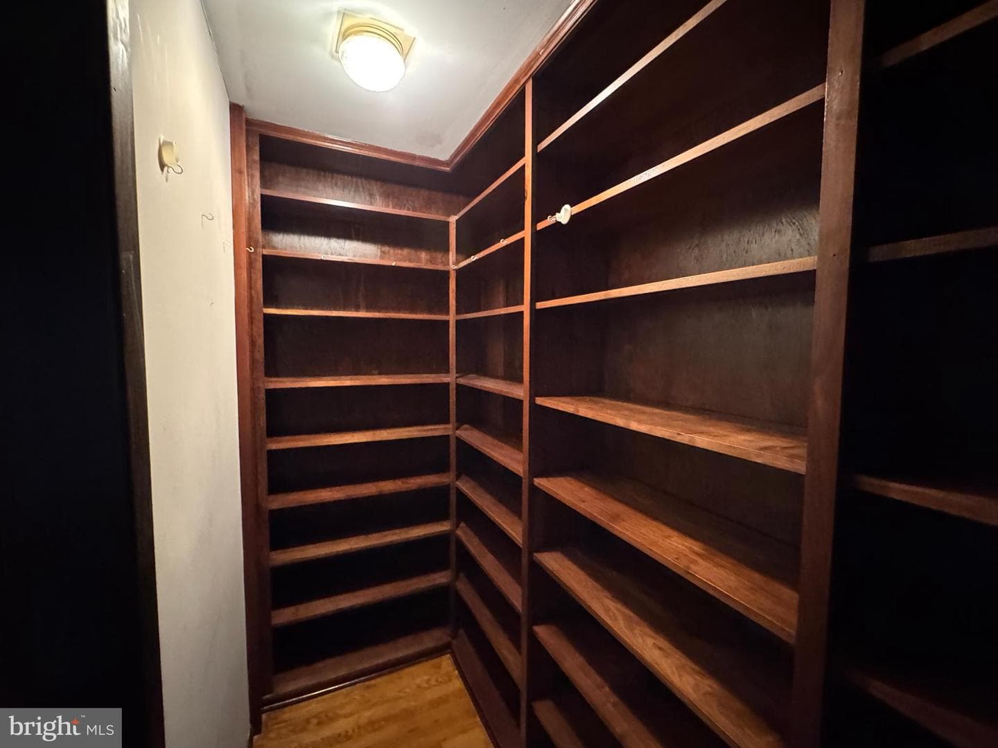 2381 Lincoln Way West photo 34