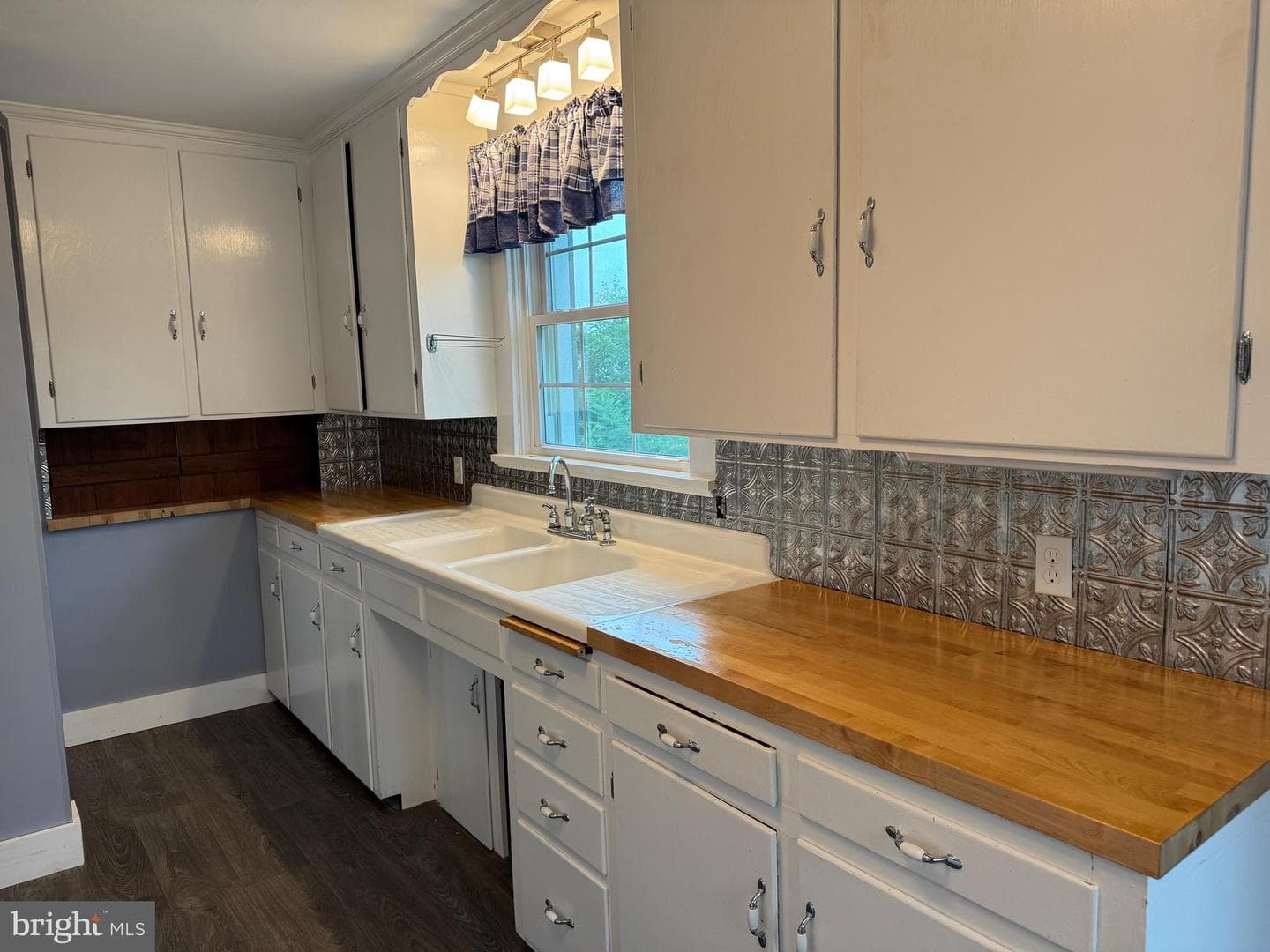 2381 Lincoln Way West photo 41