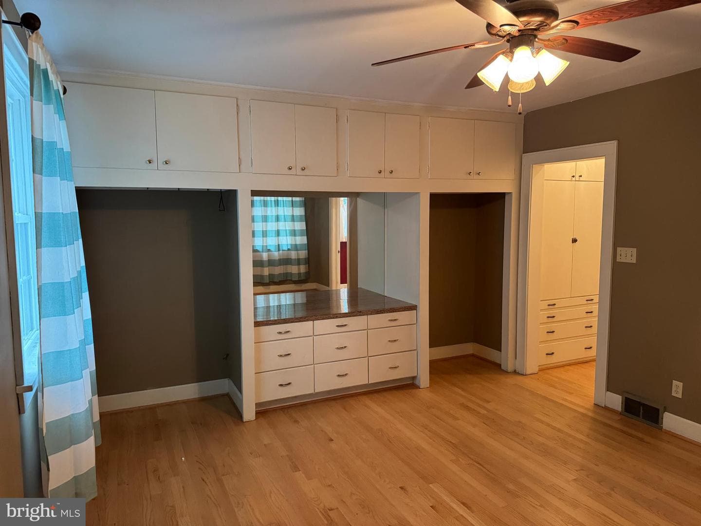 2381 Lincoln Way West photo 44