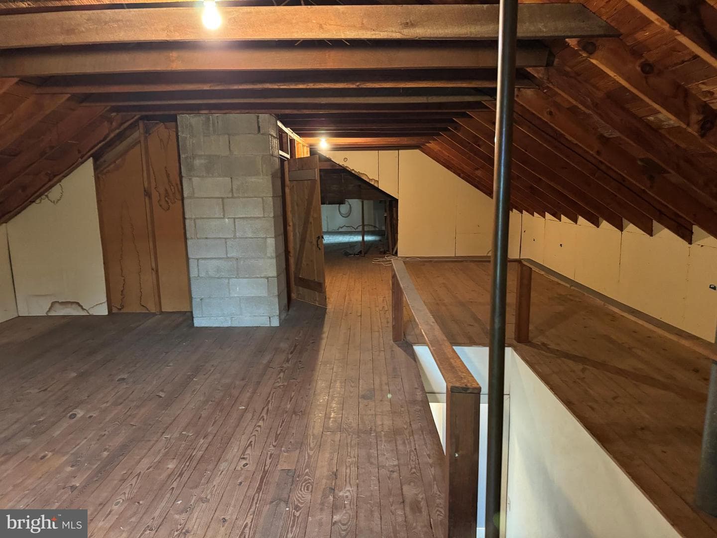 2381 Lincoln Way West photo 61