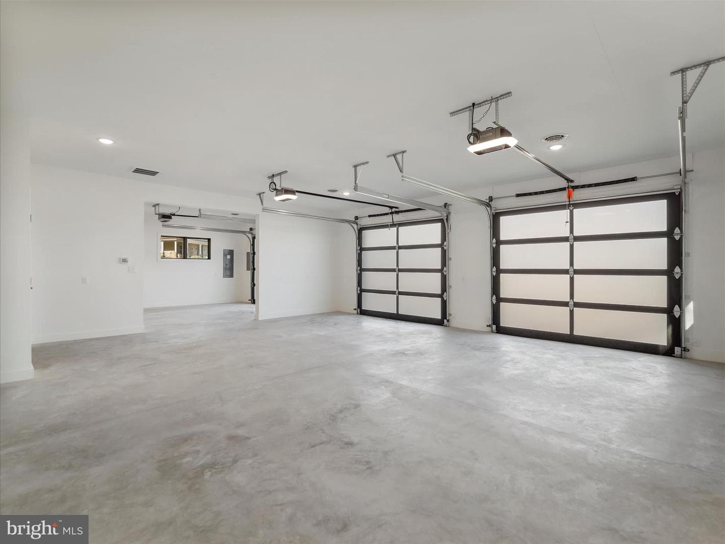 1868 Carrera Drive photo 19