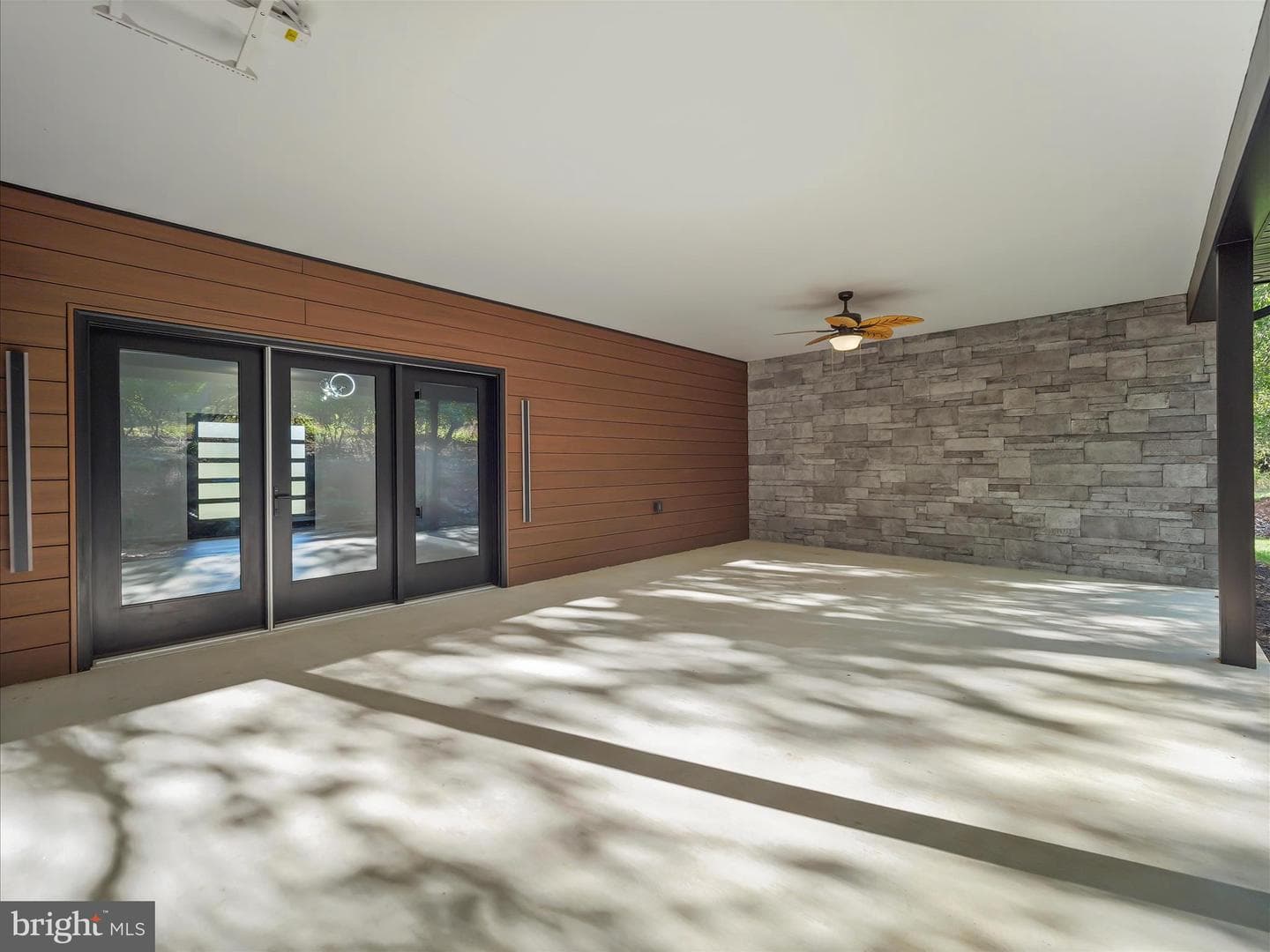 1868 Carrera Drive photo 22